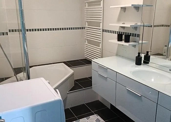 Centre, 6 Voyageurs Apartment Montlucon